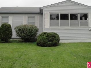 4528 S 63rd St, Omaha, NE 68117