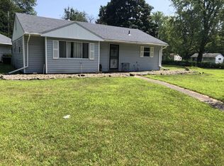 16 Robert Dr, Albany, NY 12205