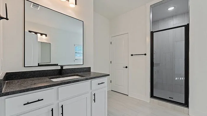 147 N Banner Ave — Photo 13