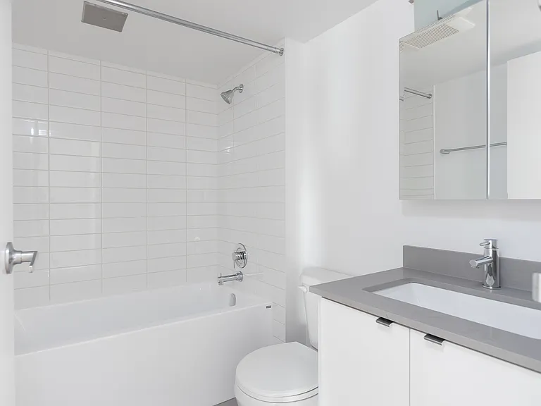 1775 Bellevue Ave #804 — Photo 3