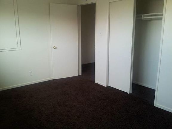 3rd image of 6809 Vinevale Ave APT I