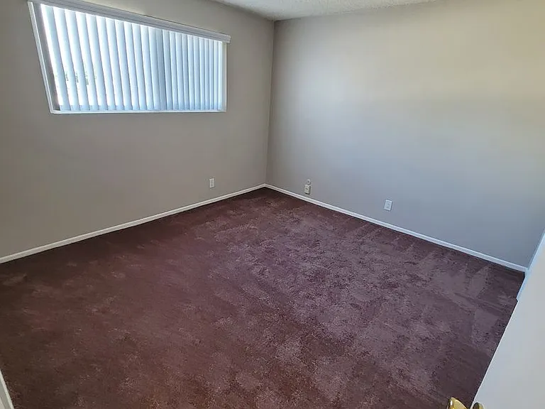 1029 W Magnolia Ave — Photo 10