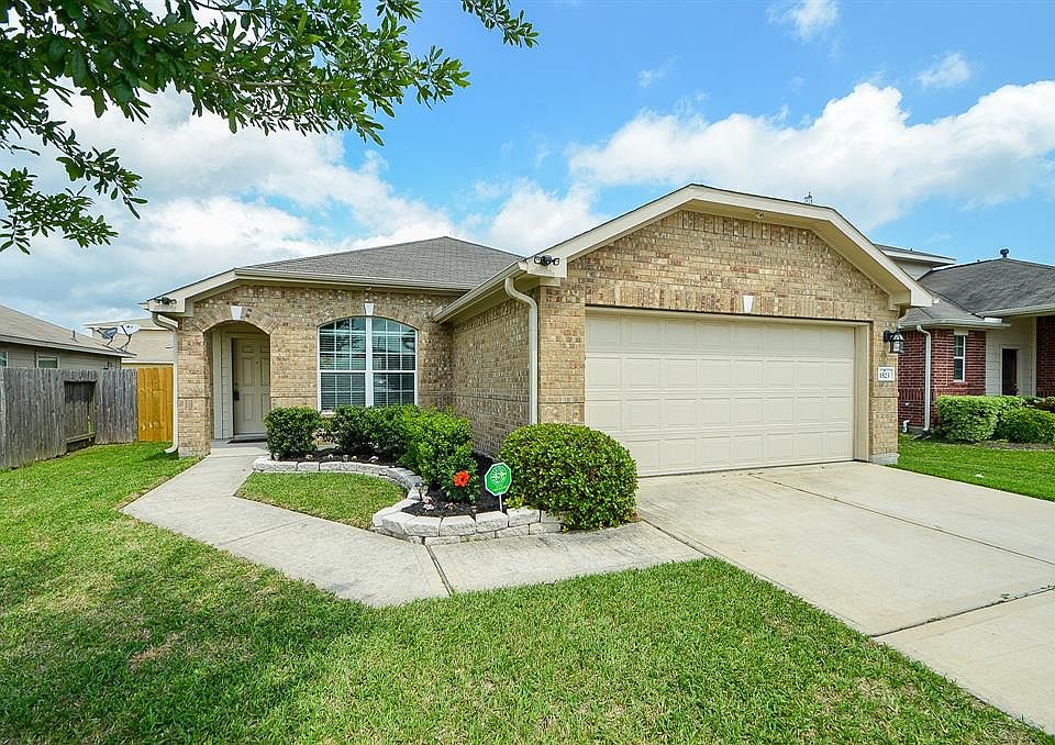 1st image of 1523 Blossom Ln