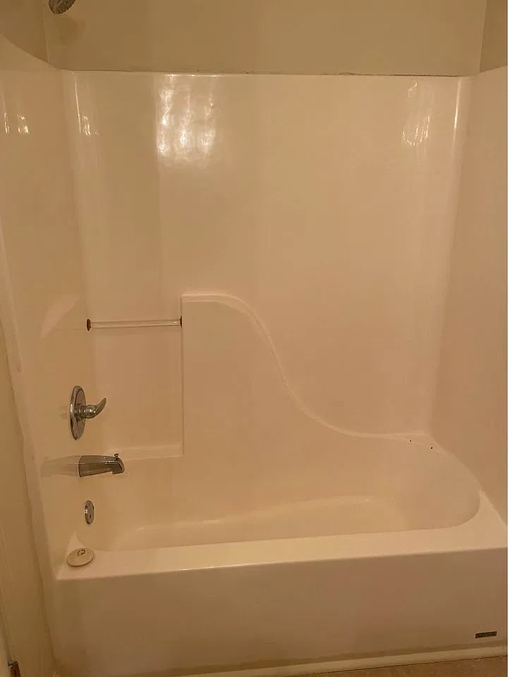 215 Aqueduct Drive - 18 — Photo 4