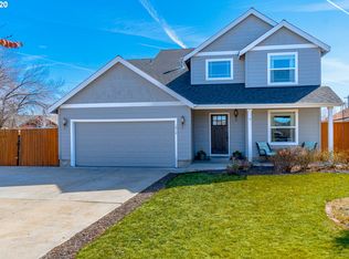 1912 NW Joshua Tree Ct, Redmond, OR 97756