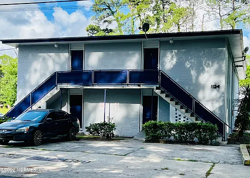 1124 Woodruff Ave #3 Photo 1