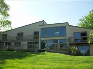 364 Devon Ct, Valparaiso, IN 46385