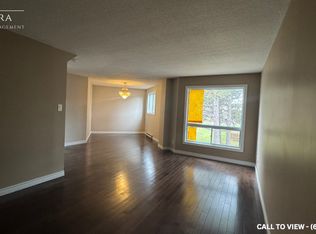 60 Elmsdale Dr #36, Kitchener, ON N2E2G4