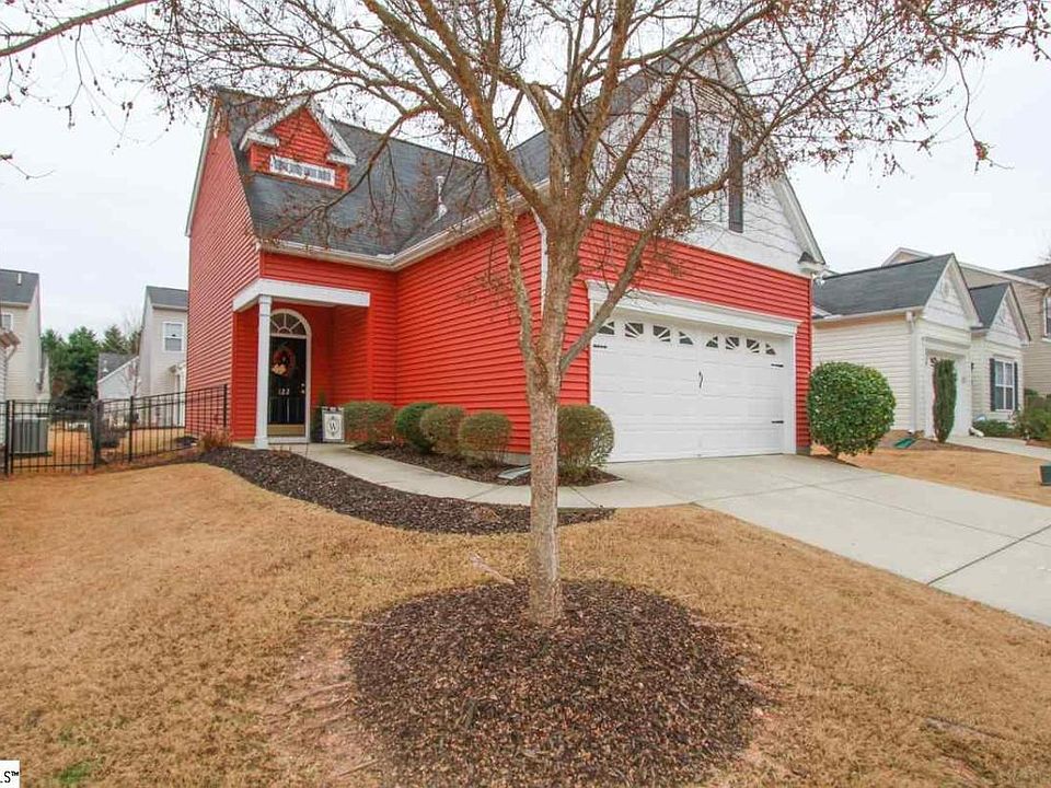 122 Ledgewood Way-front view