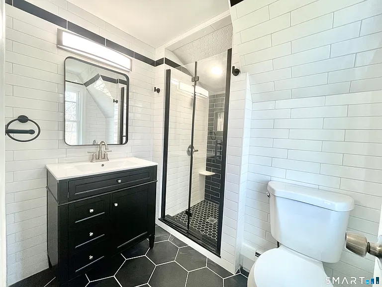 661 Chestnut Hill Rd — Photo 16