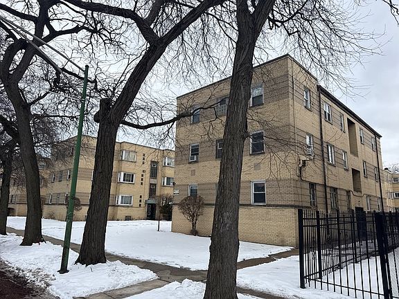2nd image of 2045 E 72nd Pl