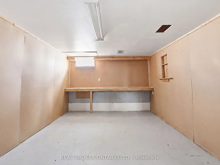 262 Kenora Ave #29 — Photo 25