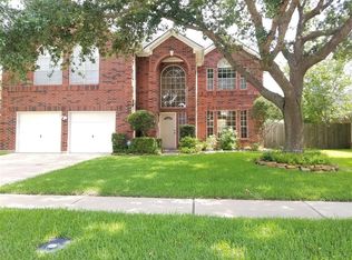 3451 Southdown Dr, Pearland, TX 77584