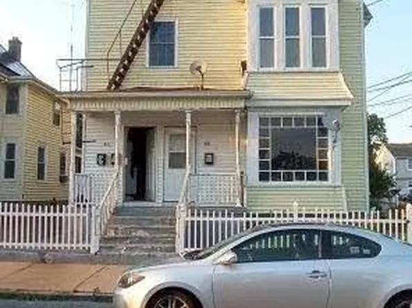39 Ashton St, Providence, RI 02904