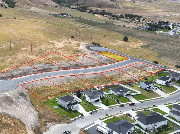 114 S 1300 E, Smithfield, UT 84335