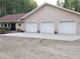 235 Sunny Hills Dr, Fairbanks, AK 99712