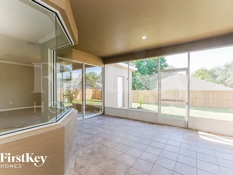 2210 Briana Dr — Photo 6
