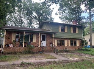 14525 Sir Peyton Dr, Chester, VA 23836