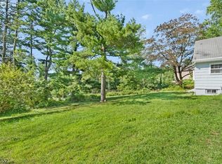 12 Jessica Ln, Warren Twp., NJ 07059