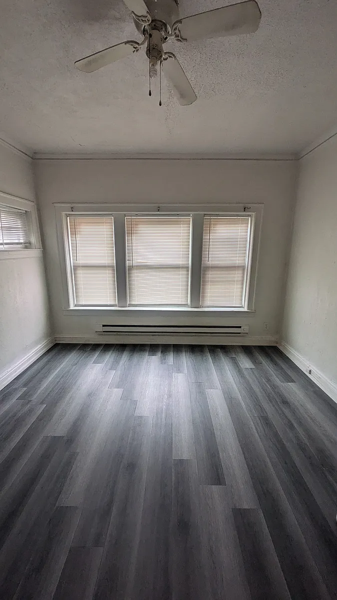 Building Photo - 910 Randolph St #2