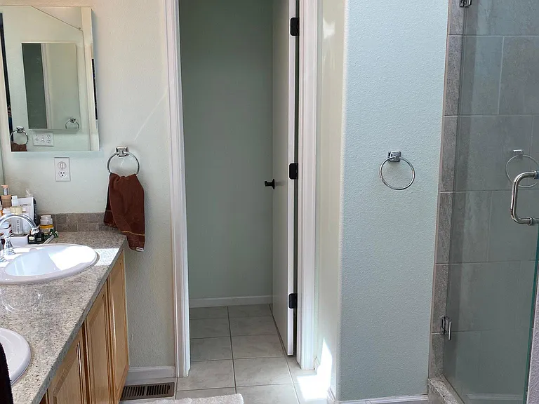 2309 Alpha Ct — Photo 24