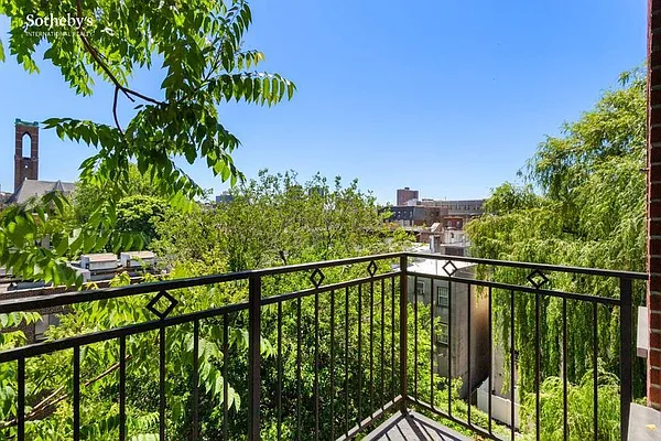 Rented by Sotheby's International Realty | media 20