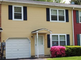 6 Lenape Trl, Washington, NJ 07882