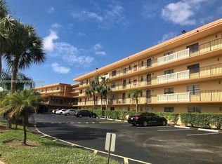 9273 SW 8th St APT 402, Boca Raton, FL 33428
