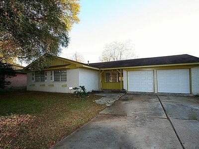 13206 Hollypark Dr, Houston, TX, 77015