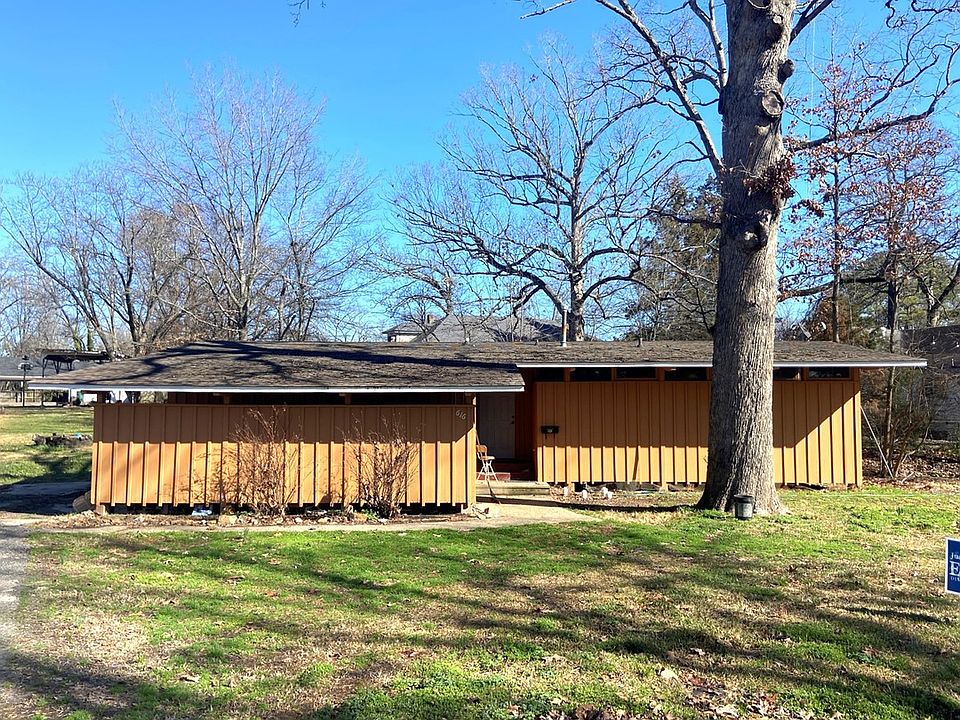 1st image of 616 W 1st St