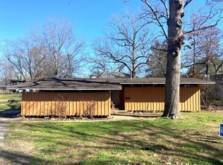 616 W 1st St, Dewitt, AR 72042