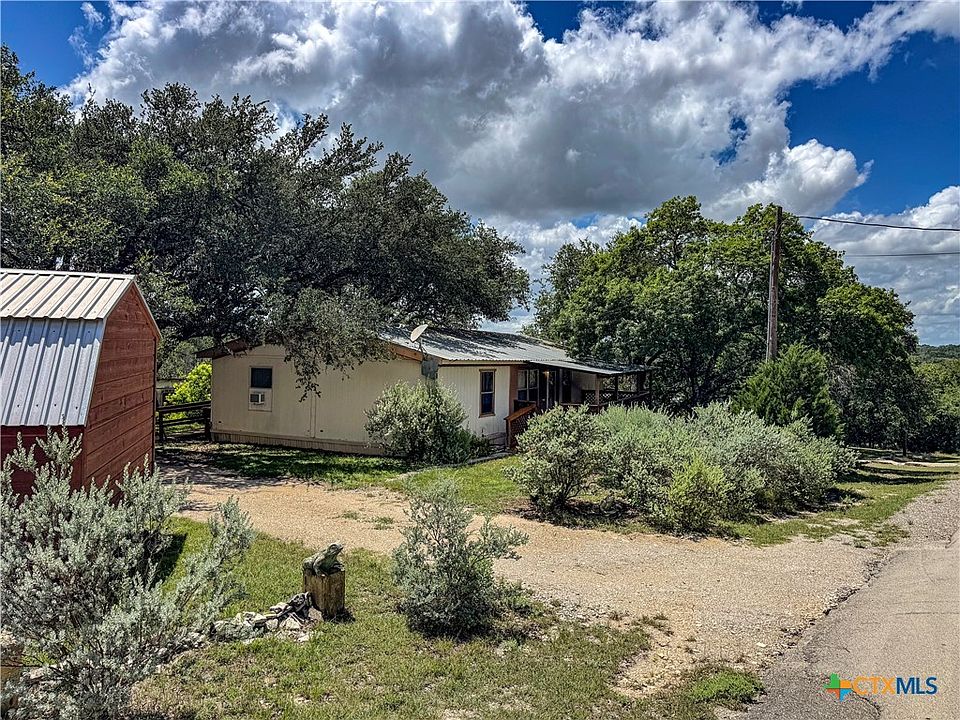 1st image of 1092 Willow Dr