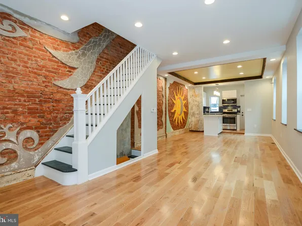 2811 W Clementine St, Philadelphia, PA 19132