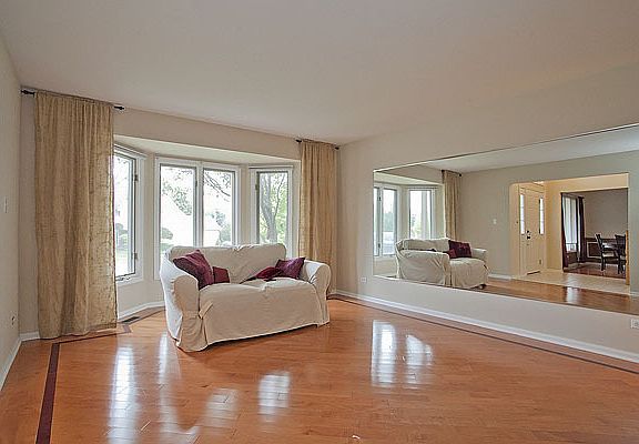 3rd image of 1388 Urban Dr