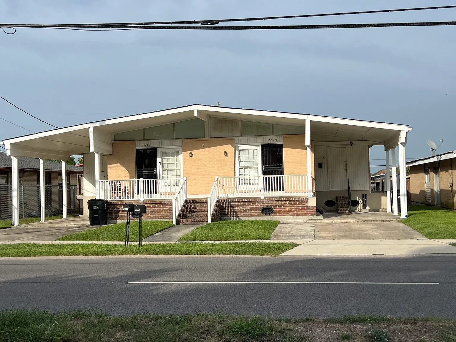 7619 Downman Rd — Photo 2