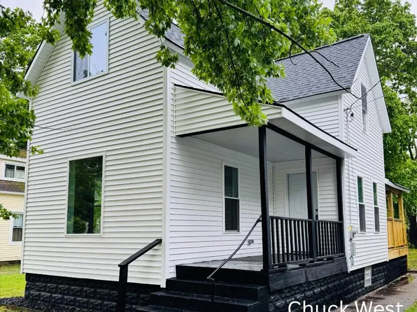 1479 Terrace St, Muskegon, MI 49442