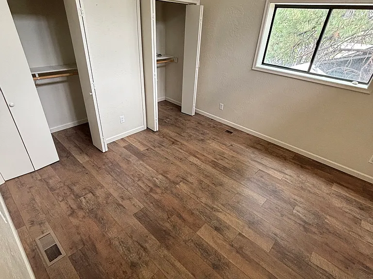 3448 S Litzler Dr — Photo 19