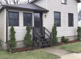 406 Jackson St, Grand Haven, MI 49417