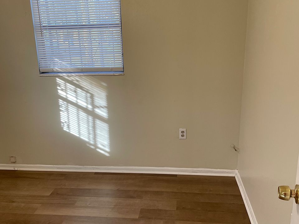 1st image of 3023A N 48th St #A