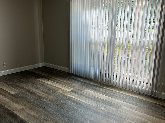 LIVING ROOM FROM ENTRANCE DOOR