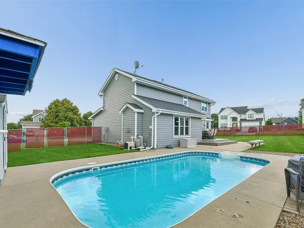 5410 SE 31st St, Des Moines, IA 50320