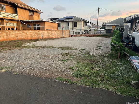 5th image of 1041 Kama Ln