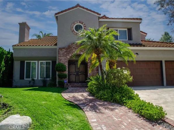 23856 Stagg St, Canoga Park, CA 91304
