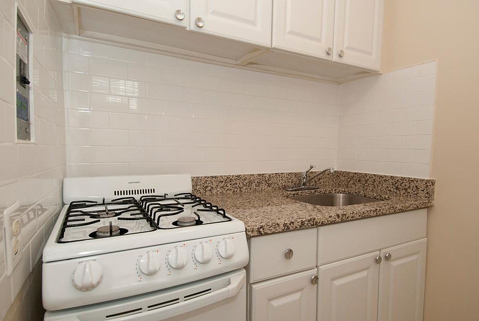 1st image of 1800 16th St N #1718131