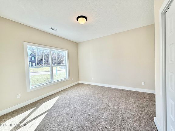 4th image of 2425 Tributary Dr