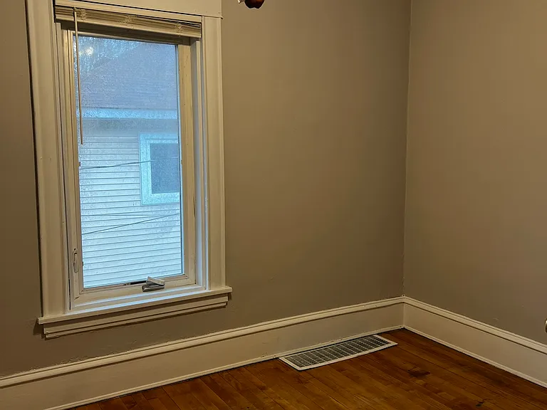442 Sherburne Ave #2 — Photo 12