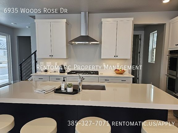 4th image of 6935 Woods Rose Dr