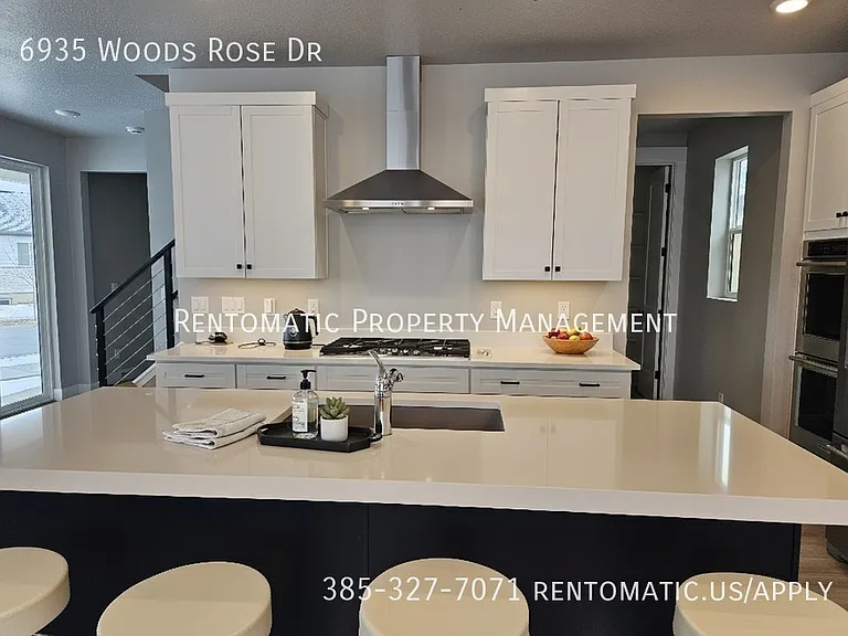 6935 Woods Rose Dr — Photo 4