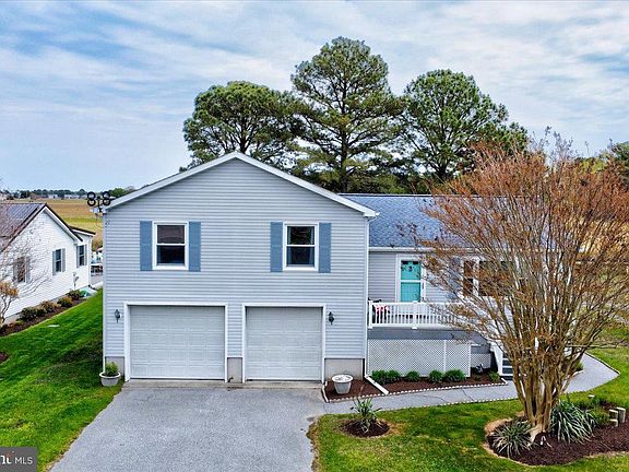 4th image of 37775 Crab Bay Ln