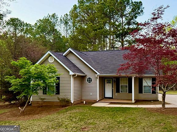 4th image of 1205 County Line Rd